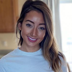 Meet your Posher, Natasha